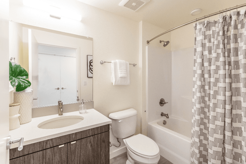 Portland Apartment: 3469 SE Gladstone St