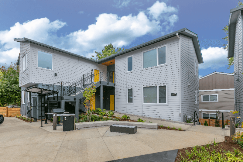 Portland Apartment: 3469 SE Gladstone St