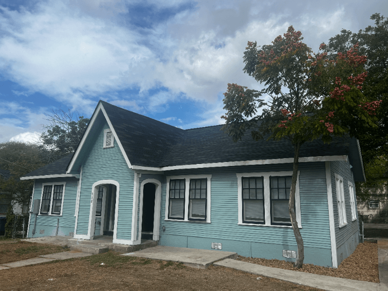 San Antonio Townhome: 715 W Hollywood