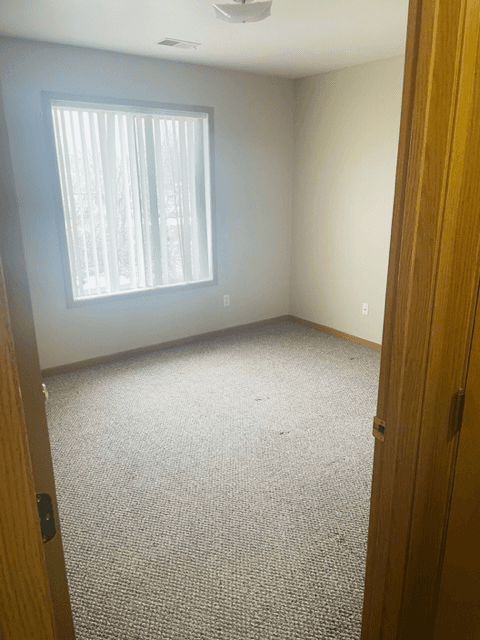 Onowa Multiplex: 802 1st Stret