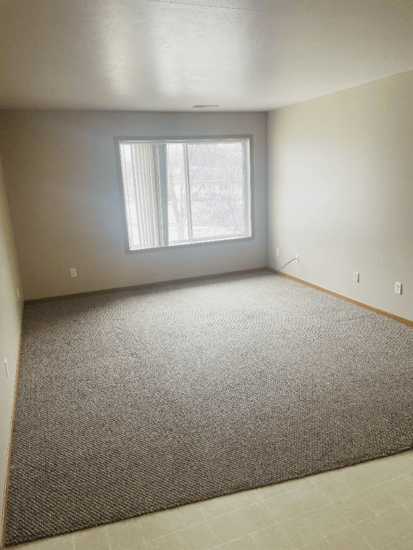 Onowa Multiplex: 802 1st Stret