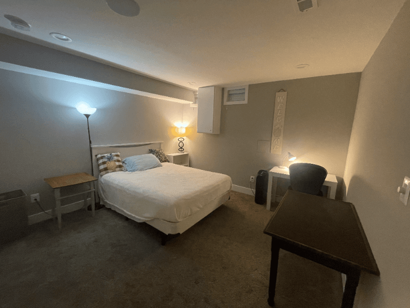 Baltimore Townhome: 3405 - LL Front of House Room