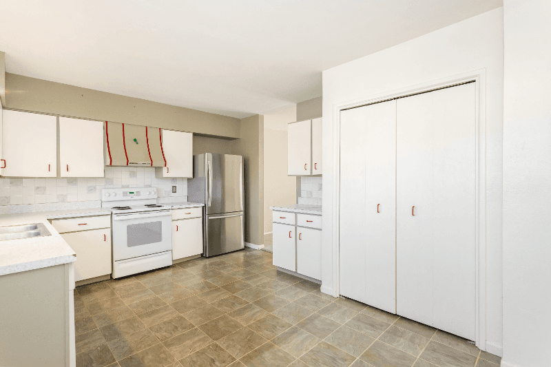 Sierra Vista House: 1308 Carmelita Dr