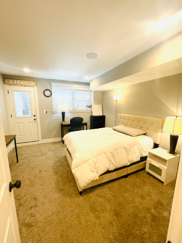 Baltimore Townhome: 3405 - LL Back of House Room