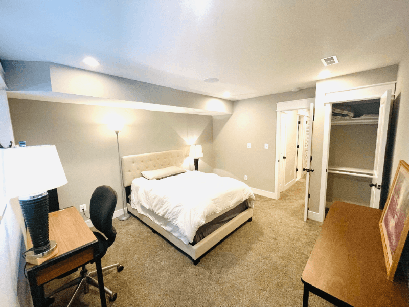 Baltimore Townhome: 3405 - LL Back of House Room