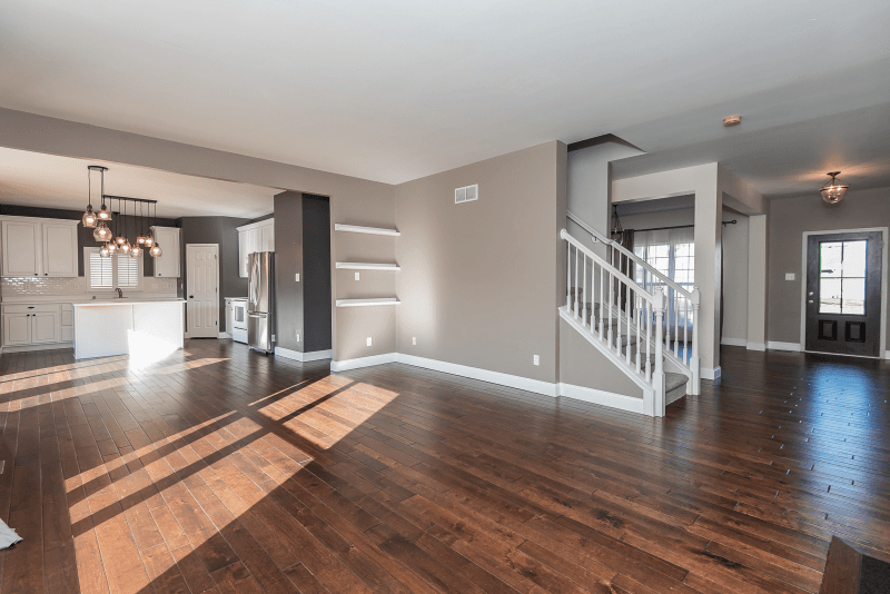 Lake St Louis House: 424 Country Stone Dr
