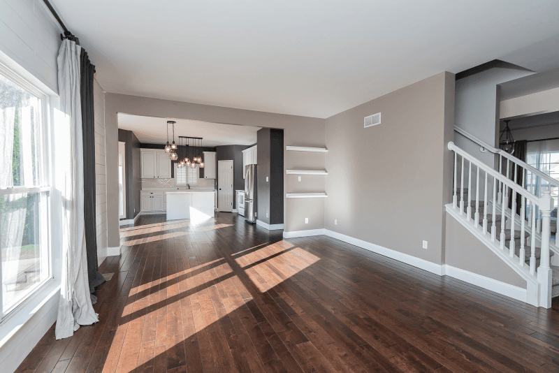 Lake St Louis House: 424 Country Stone Dr