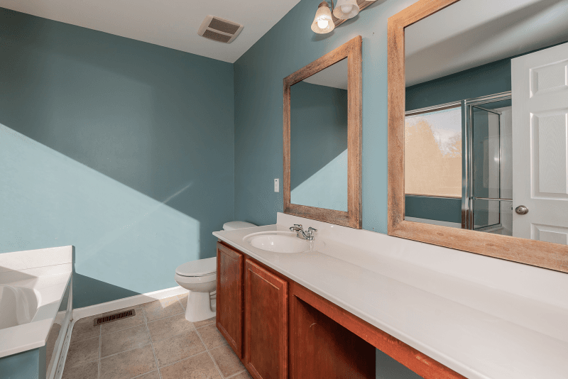 Lake St Louis House: 424 Country Stone Dr
