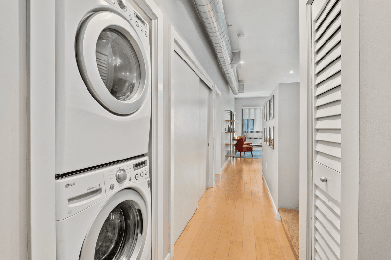 San Diego Condo: 889 Date S