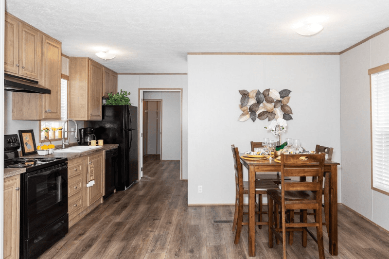 Riverdale House: 29 Lakeview Dr.