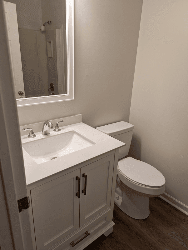 Lexington Townhome: 485 Woodview Drive