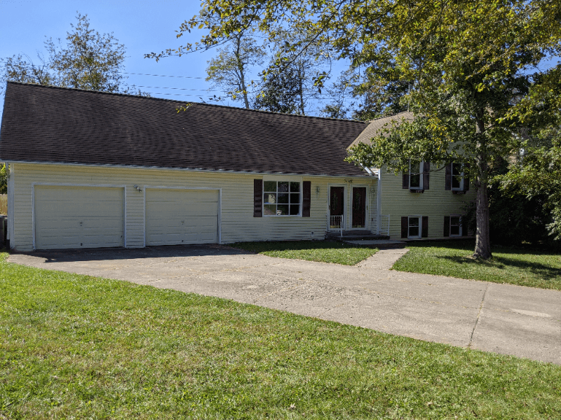 Lexington Townhome: 485 Woodview Drive