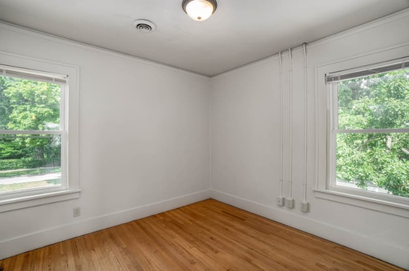 Mount Pleasant Multiplex: 715 S Kinney Ave
