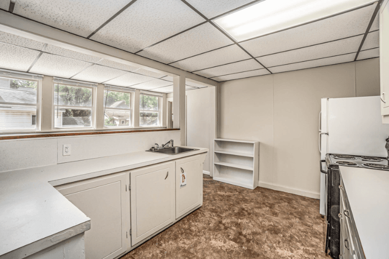 Mount Pleasant Multiplex: 212 W Locust St