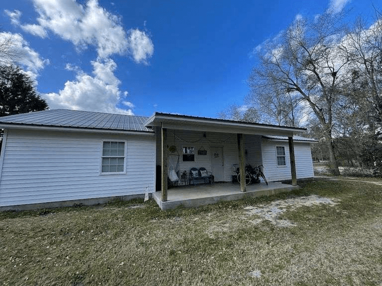 Swainsboro House: 114 Atkinson Drive