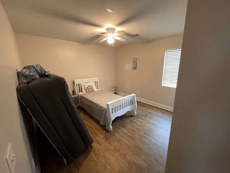 Swainsboro House: 114 Atkinson Drive