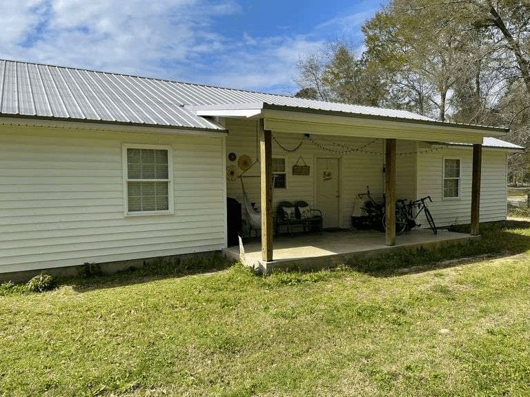 Swainsboro House: 114 Atkinson Drive
