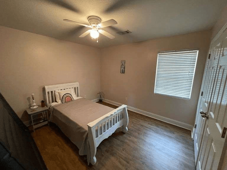 Swainsboro House: 114 Atkinson Drive