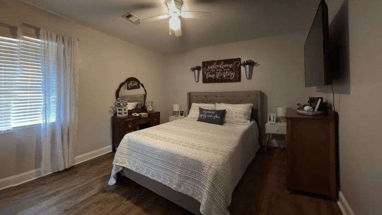 Swainsboro House: 114 Atkinson Drive
