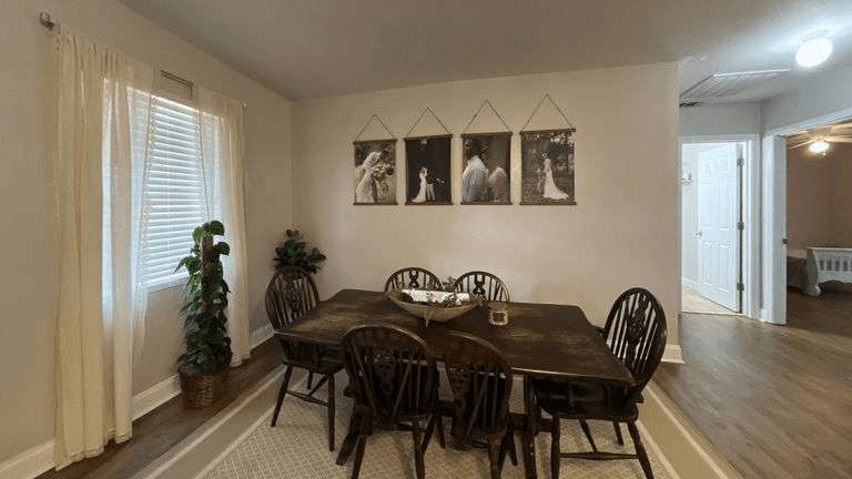 Swainsboro House: 114 Atkinson Drive