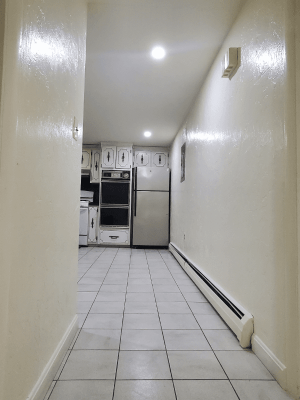Revere Apartment: 116 Newman St.