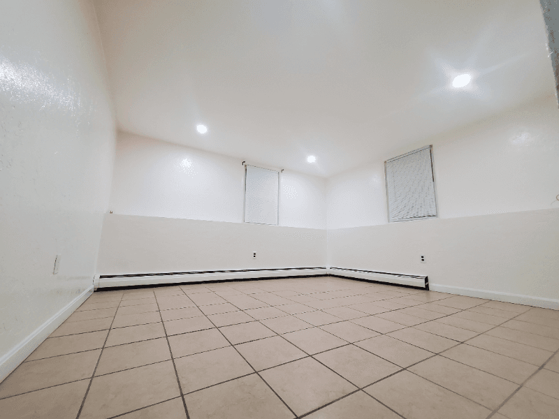 Revere Apartment: 116 Newman St.