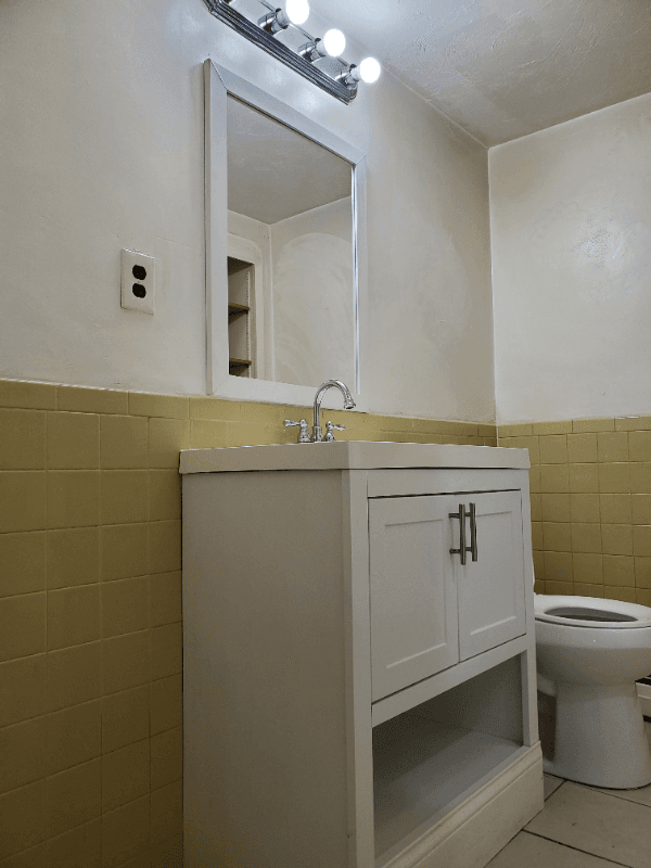 Revere Apartment: 116 Newman St.