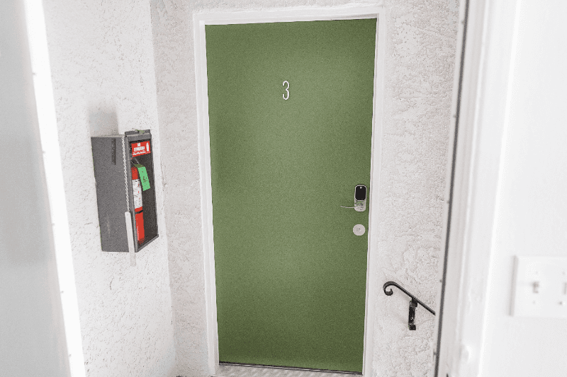 North Hollywood Apartment: 11249 HUSTON ST
