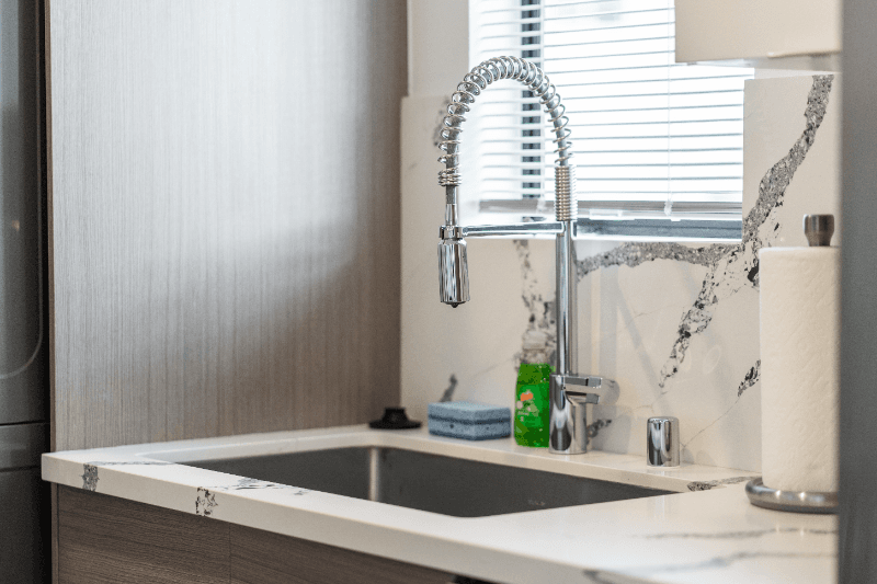 North Hollywood Apartment: 11249 HUSTON ST