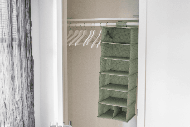 North Hollywood Apartment: 11249 HUSTON ST