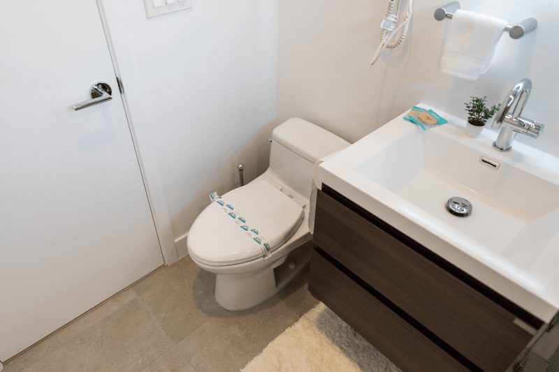 North Hollywood Apartment: 11249 HUSTON ST