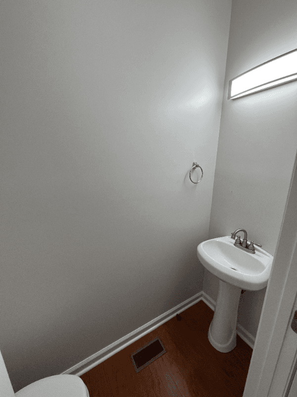 BRENTWOOD House: 5837 Sterling Oaks Dr.