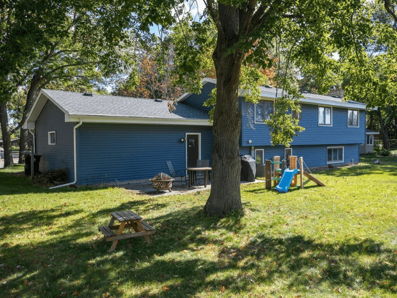 Coon Rapids House: 190 109th Lane Northwest