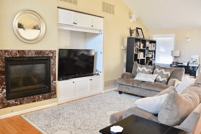 Denver House: 3071 S Ash St