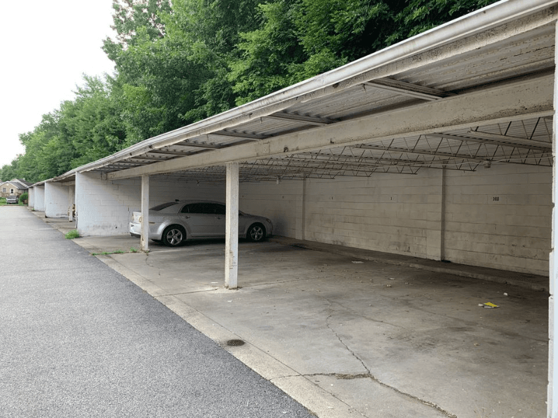 Tallmadge Apartment: 554 West Avenue