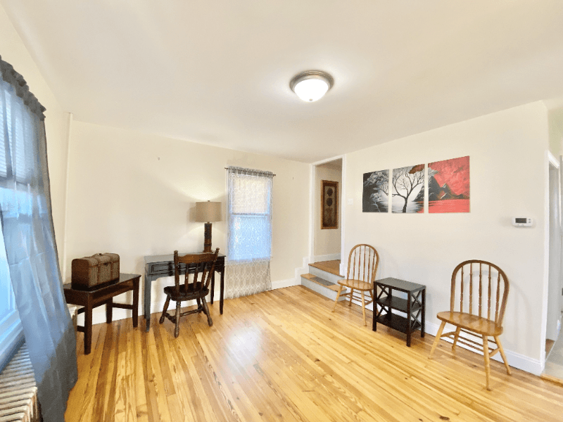 Danville House: 842 Bloom Road