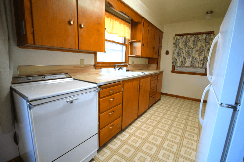 Bozeman House: West College 1