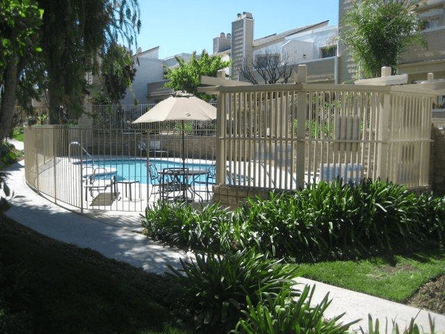 Tarzana House: 18408 Hatteras Street