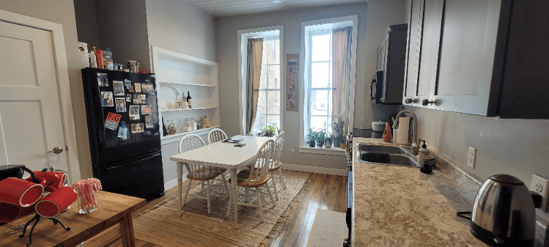 St Peter Apartment: 219 Park Row
