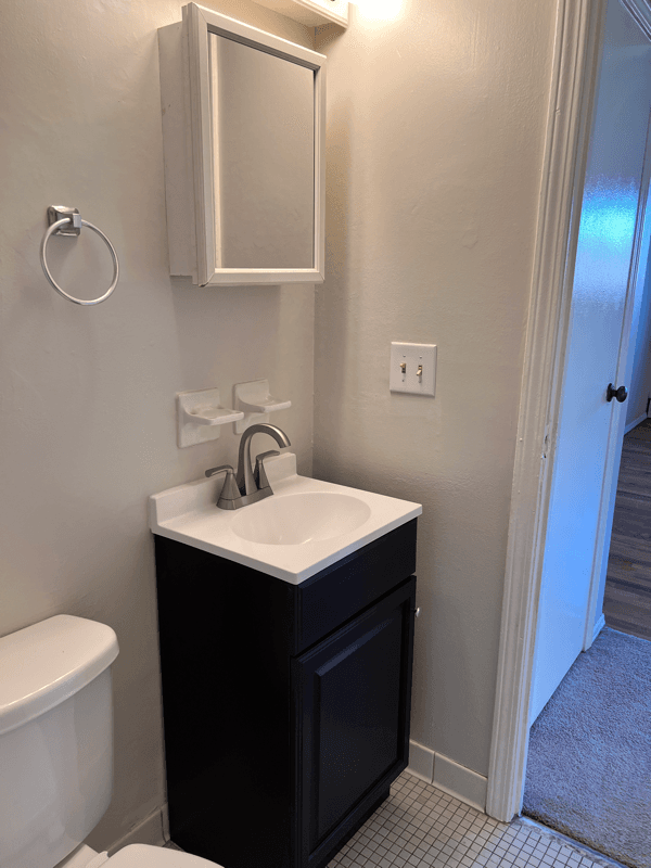 Cincinnati Apartment: 4789 Ridge Ave