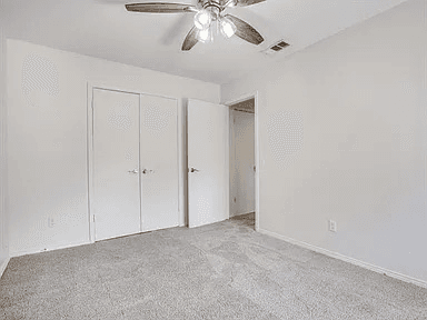 Grapevine House: 2943 Kimberly Dr