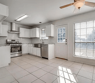 Grapevine House: 2943 Kimberly Dr
