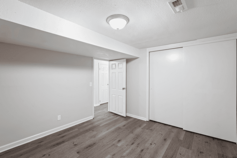 Eudora House: 727 acorn st