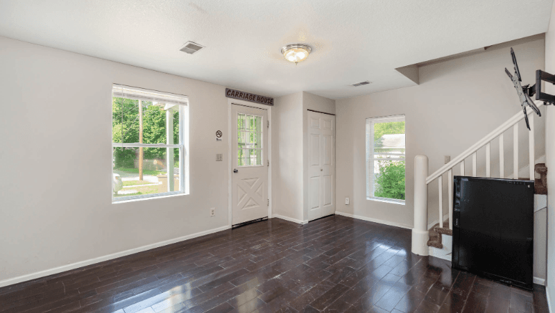 Mount Pleasant Multiplex: 204 E Cherry St