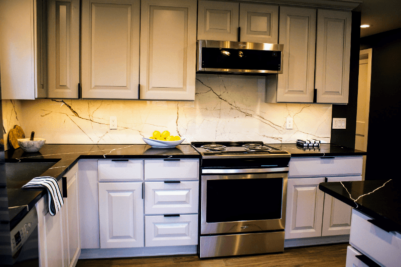 Seattle Apartment: 2620 NW 63rd St