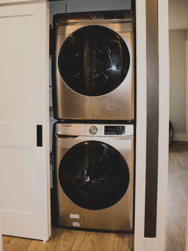 Seattle Apartment: 2620 NW 63rd St
