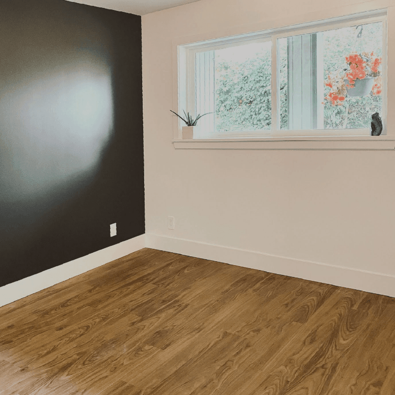Seattle Apartment: 2620 NW 63rd St