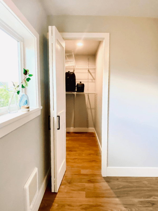 Seattle Apartment: 2620 NW 63rd St