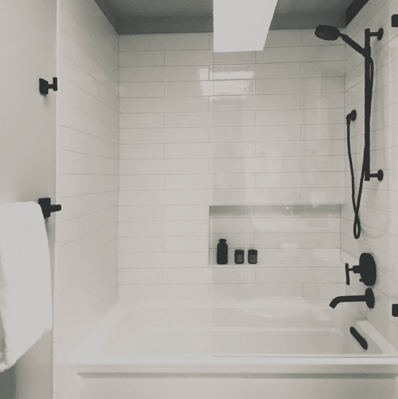 Seattle Apartment: 2620 NW 63rd St