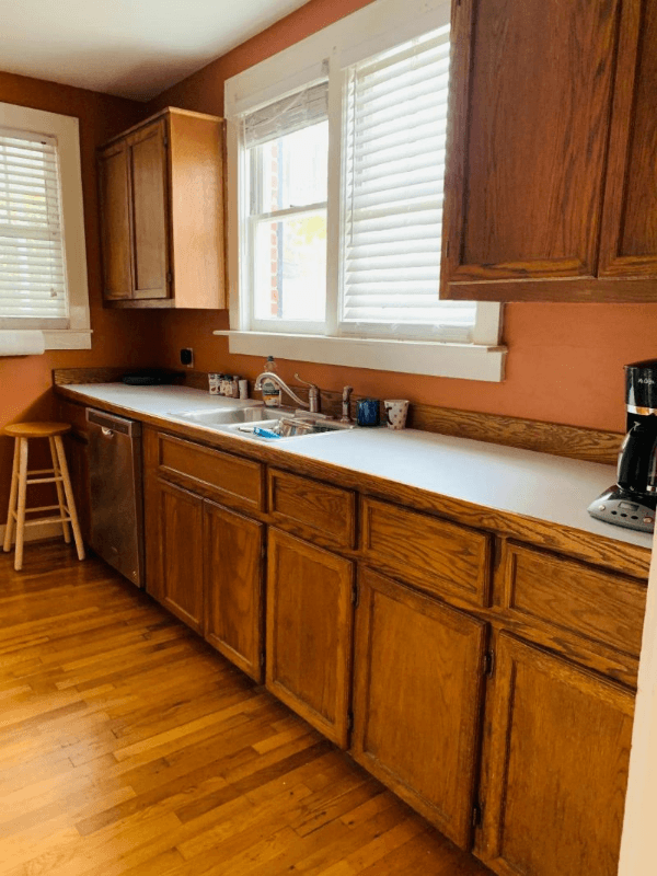 Columbia House: 4004 Rosewood Drive